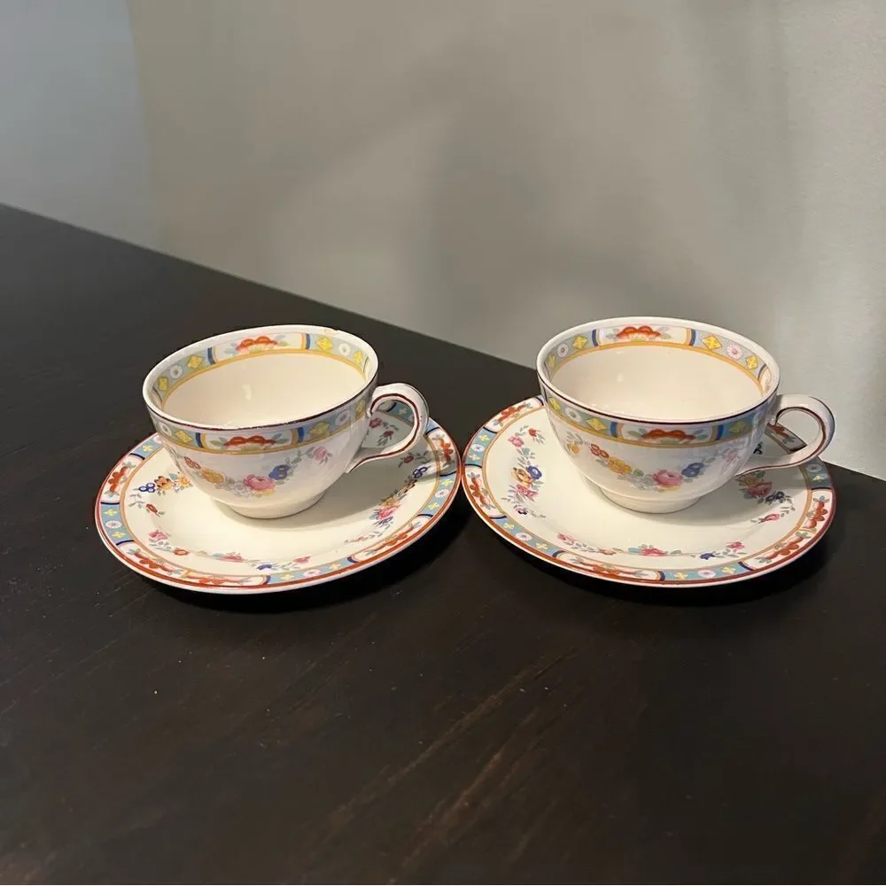 The Rosedale saucers /cups set